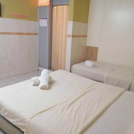 White Hotel Melaka Zewnętrze zdjęcie