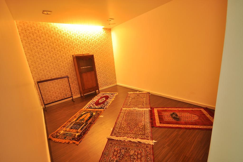 White Hotel Melaka Zewnętrze zdjęcie